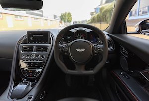 Aston Martin dbs